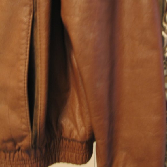 Men's Leather Jacket - Picture 6 of 6